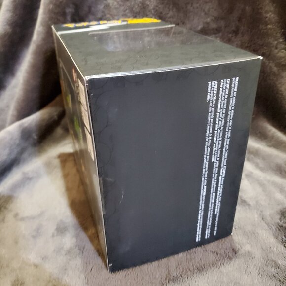 Jazwares Pokemon Select Toxicity Trainer Team Series Action Figure - Picture 6 of 7